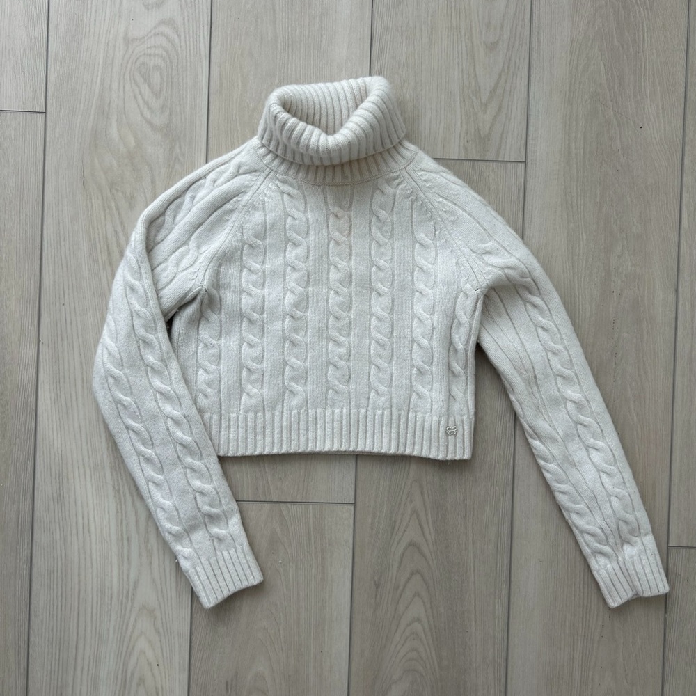 Sunday Best Cable Knit Turtleneck Sweater - Cream